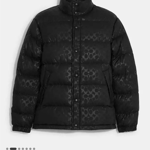 Coach 3-1 Shearling Parka 
Heavy jacket great for the winter . 
Quality Jacket - Picture 8 of 9